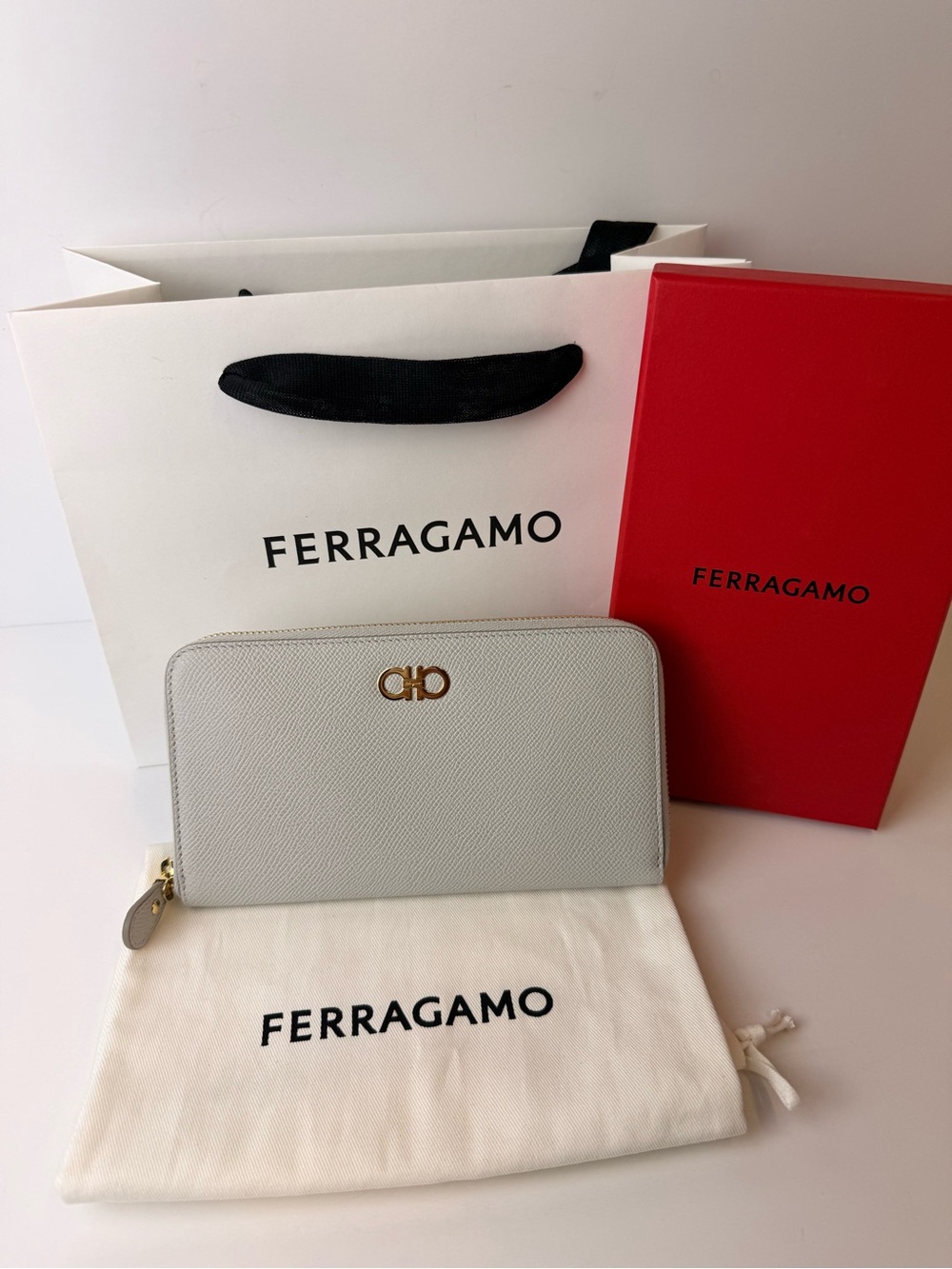 Salvatore Ferragamo Gancini Zip Around Wallet Pale Blue Gray Saffiano Leather - Picture 8 of 14